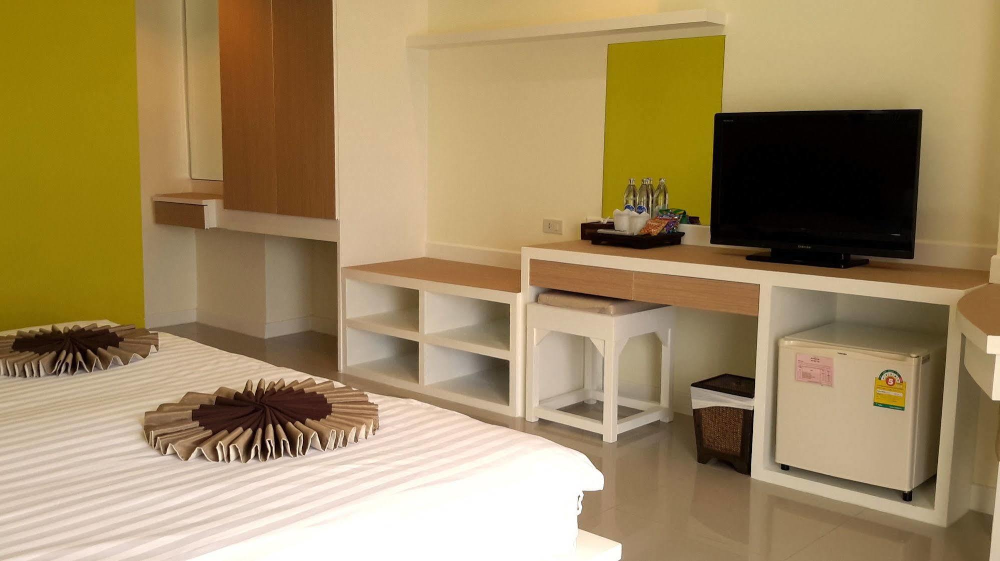 Malin Patong Hotel Εξωτερικό φωτογραφία